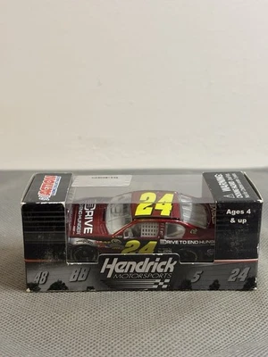Jeff Gordon 2011 AARP DTEH/You Tube diecast 1/64 Foto 1 de 3