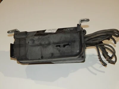 86 87 Honda Civic Vacuum Control Solenoid Box - Image 1 of 4