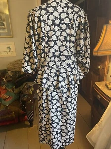 Stunning Floral Berketex Occasions Peplum Dress 1980's Does 1940s Vintage 10/12 - Picture 1 of 17