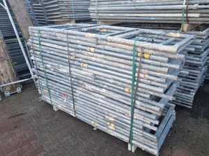 Hünnebeck Bosta Baugerüst Gerüst Teile Vertikalrahmen 0,66 x 0,70m Scaffolding - Bild 1 von 1