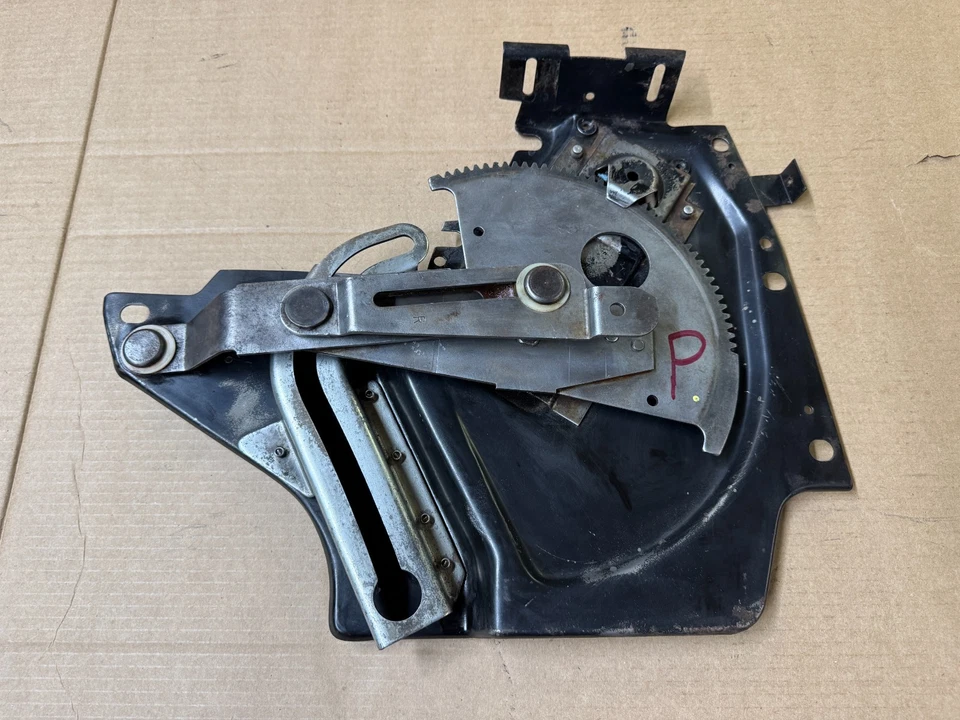 87-93 福特野马可转换调节器四分之一窗电机臂动力右手原始设备制造商 — 第 1/4 张图片