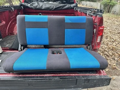 89-98 GEO TRACKER SUZUKI SIDEKICK 2 DR. REAR BENCH SEAT - Image 1 of 4