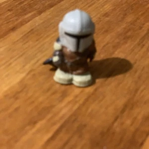 Mandalorian Woolworths Collectable Ooshie Disney+ - Picture 1 of 2