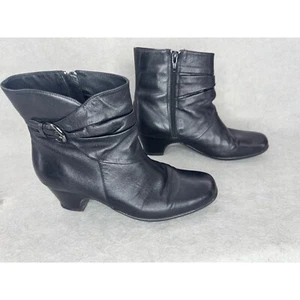 Clarks Artisan Womens Black Leather Ankle Boots Leyden Crest 2" Heel Side Zip 8N - Picture 1 of 9