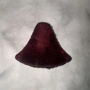 c.1880s hand made silk velvet pin wheel in shape of bell with coil head pins VGC - Bild 1 von 5