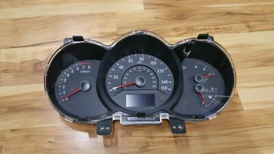 Kia Sorento 2012 base 3,5 velocímetro 127 millas Foto 1 de 4