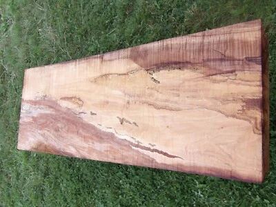 Losa de arce rizado hendido 65" x 20 7/8" inclusiones de enganche duro #393 Foto 1 de 4