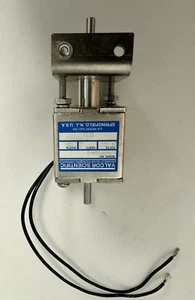 VALCOR SCIENTIFIC SV560p56H-2 Valve - Picture 1 of 3
