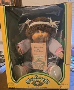 Toppa cavolo vintage 1983 bambini con scatola originale, pannolino e certificato di nascita - Foto 1 di 23