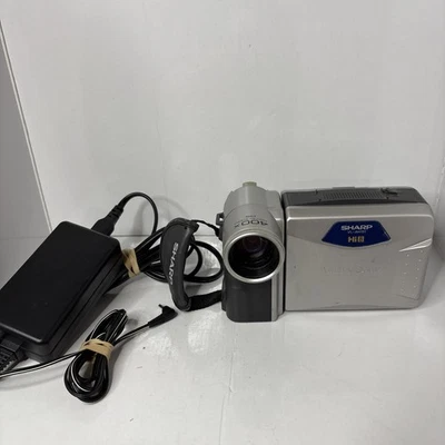 Sharp Viewcam VL-AH151 Hi 8 8mm Video Camcorder Tested - Image 1 of 4