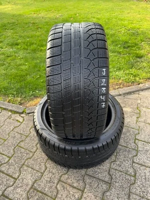 2x Pirelli Pzero Winter *RSC 275/35 R19 100W XL M+S Winter DOT2021 4,5mm TOP - Bild 1 von 4