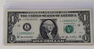 US One Dollar, 2006, $1 Trinary Serial Number  - Picture 1 of 2