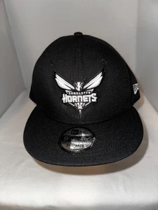 New Era Cap Herren OS Schwarz Charlotte Hornets Original Fit Snapback Basketball Mütze - Bild 1 von 4