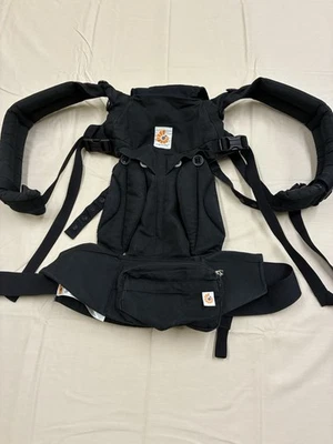 Portabebés Ergo Baby Omni 360 negro puro recién nacido a niño pequeño Foto 1 de 4