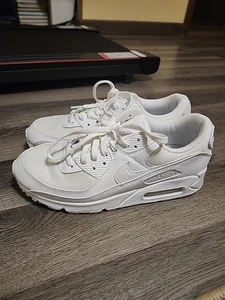 Nike Air Max  Triple All White Casual Running Shoes, Women’s Size 9 - Picture 1 of 10