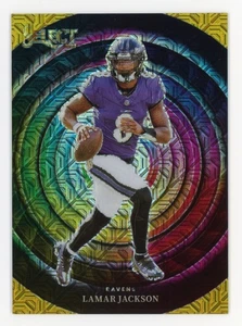 Rueda de color Panini Select Lamar Jackson 2023 dorada Prizm Mojo/10 Ravens SSP - Imagen 1 de 2