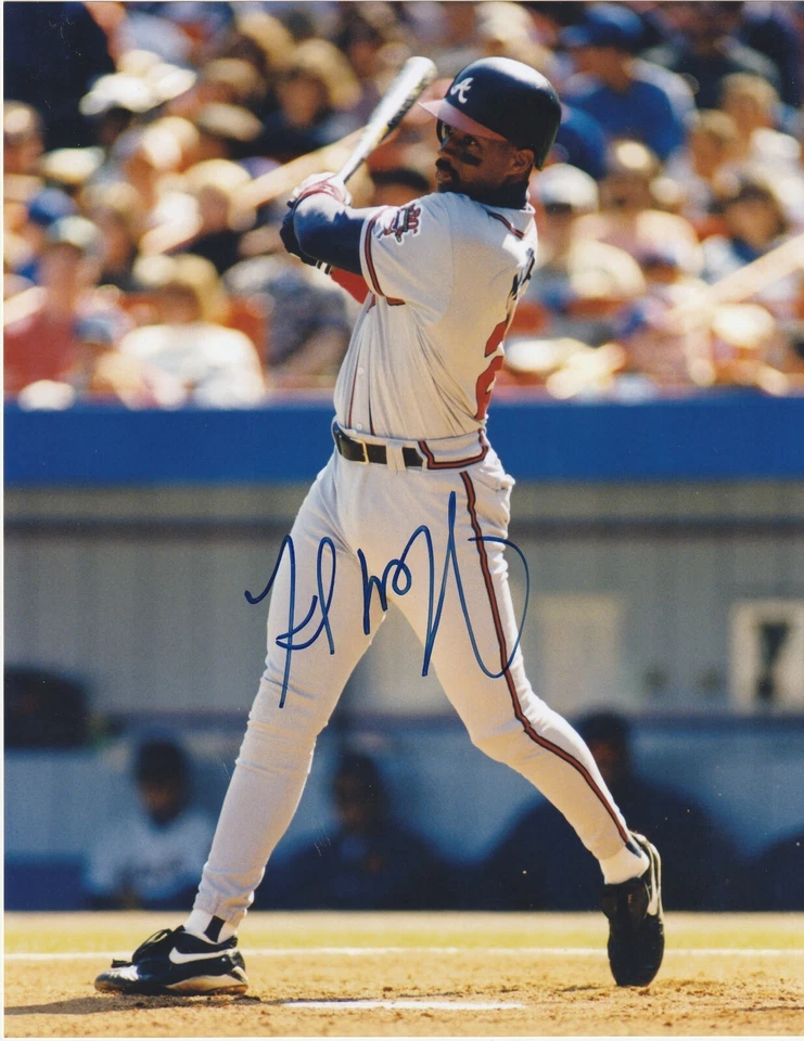 FRED MCGRIFF ATLANTA BRAVES  ACTION SIGNED 8x10 - Image 1 of 1