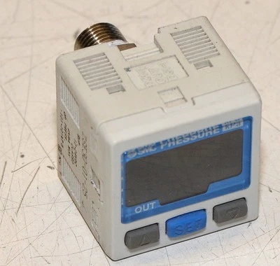 SMC ZSE30-01-25 Vacuum/Pressure Switch Display - Image 1 of 2