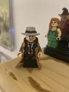 Lego Harvey Bullock From BTAS - Picture 1 of 2