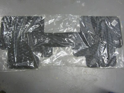 Alfombrilla de goma trasera GMC Acadia 2008-2011 ébano OEM 19242647 Foto 1 de 3