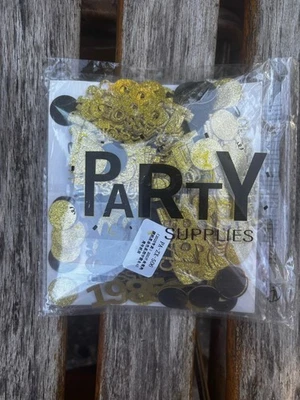 Confeti Reunión Clase 40 de 1985 Decoraciones 200 piezas Dorado Negro NUEVO Foto 1 de 4