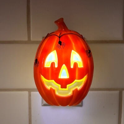 Slatkin & Co. Light-Up Wallflower Plug Pumpkin Jack-o-Lantern Fragrance Diffuser - Image 1 of 4