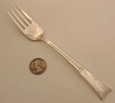 ЛЬНЯНАЯ СКЛАДКА от Tiffany and Co вилка из чистого серебра 7 1/4 дюйма ХРУСТЯЩАЯ без монограммы - Изображение 1 из 4