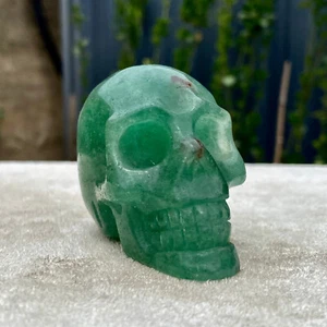 218 g natürlicher grüner Erdbeer Kristall Quarz Schädel handgeschnitzt Dekoration - Bild 1 von 11