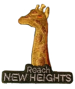 *GIRL SCOUTS PATCH “REACH NEW HEIGHTS” GIRAFFE*Zoo*Patches/Badges*NEW - Picture 1 of 2