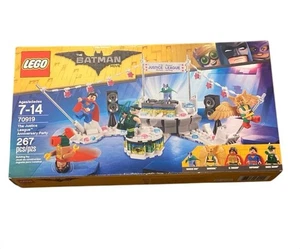 Lego 70919 The Batman Movie Justice League Anniversary Party New Sealed 2018 - Picture 1 of 6