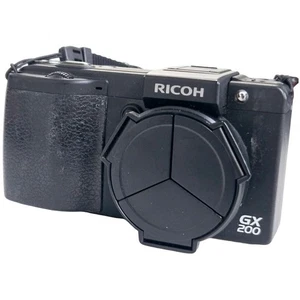 Ricoh GX200 VF Kit 12.1MP Compact Digital Camera Black Operation Confirmed - Picture 1 of 3