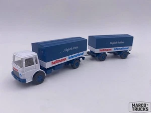 Wiking MAN F8 Trailer truck „Hellmann täglich Paris Italien“ 1:87 /WI1114 - Picture 1 of 1