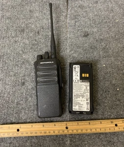 Motorola Impres R7 AAH06RDC9AWA1AN radio bidirezionale con batteria - Foto 1 di 5