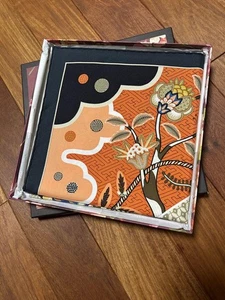 Sciarpa Hermes Duo Cosmic disegnata da Kei Kyomori m1_1013 - Foto 1 di 10