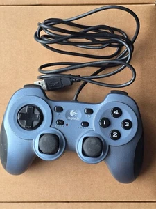 Logitech RumblePad 2 Gamepad Controller for PC USB bleu PID:VV603 + original box - Foto 1 di 7