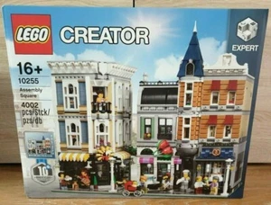 Lego Creator Expert Assembly Square 10255 Building Kit 4002 Pcs - Picture 1 of 6