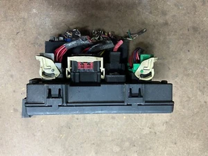 2011 2014 Chrysler 200 Totally Integrated Power Module Fuse Box TIPM M5337 DG - Picture 1 of 5