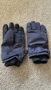 Kids Size Medium Black Winter Gloves - Picture 1 of 2