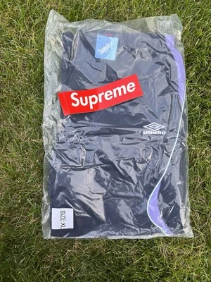 Pantalón deportivo Supreme UMBRO 2022SS nailon azul marino XL 0888977829301 Foto 1 de 4