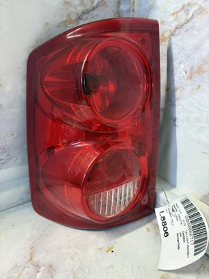 08 Conjunto de luz trasera derecha Dodge Dakota Foto 1 de 2