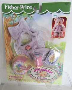 JUEGO DE FIESTA DE CUMPLEAÑOS PÚRPURA Fisher-Price Briarberry Bears, como nuevo en tarjeta, 1998 - Imagen 1 de 4