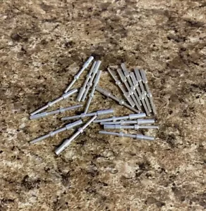 ITT CANNON 030-8587-000 CONTACT PIN 16-18AWG CRIMP SLVR (20pcs = 1 lot) - Picture 1 of 1