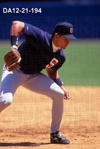 Roberto Petagine - 1995 San Diego Padres - set of two 35mm color slides - Picture 1 of 2