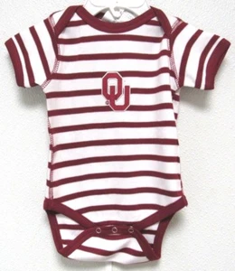 NCAA Oklahoma Sooners Rayas Regazo Hombro Creeper Dos Pies Adelante - Imagen 1 de 3