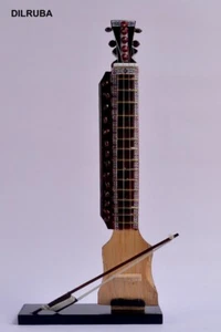 Showpieces Wooden Decorative Musical Instrument Miniature Dilruba Home Decorate - Afbeelding 1 van 9