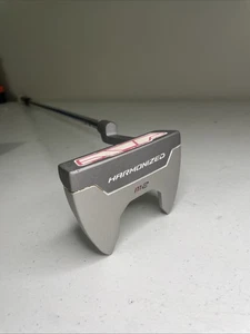 Wilson HARMONIZED M2 Golf Putter Womens - Semi Mallet for Ladies - Right Handed - Picture 1 of 9