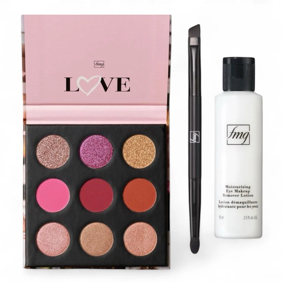 Paleta de sombras de ojos Avon LOVE a primera vista, desmaquillante, lote de brochas de sombra de ojos Foto 1 de 1