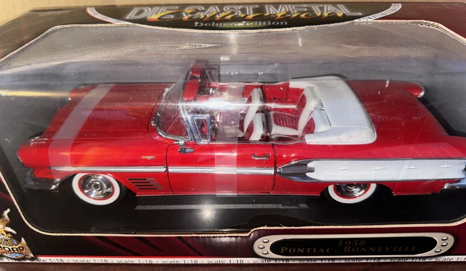 Pontiac Bonneville Convertible Road Legends 1/18 Rojo/Blanco #92438 #820* Foto 1 de 1