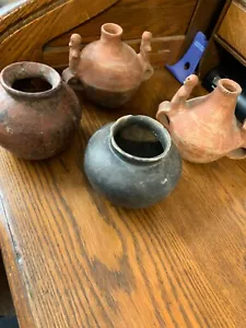 VINTAGE SET OF FOUR COLUMBIAN/AZTEC CLAY POTTERY PIECES WITH FREE SHIPPING - Picture 1 of 12