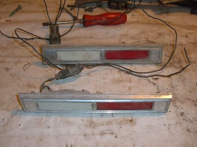 1972-1979 LINCOLN MARK IV MARK V DOOR INTERIOR PANEL COURTESY LIGHT SET - Image 1 of 2
